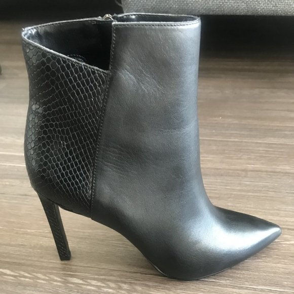 Nine West Tomorrow Pointy Toe Leather booties - Picture 4 of 9